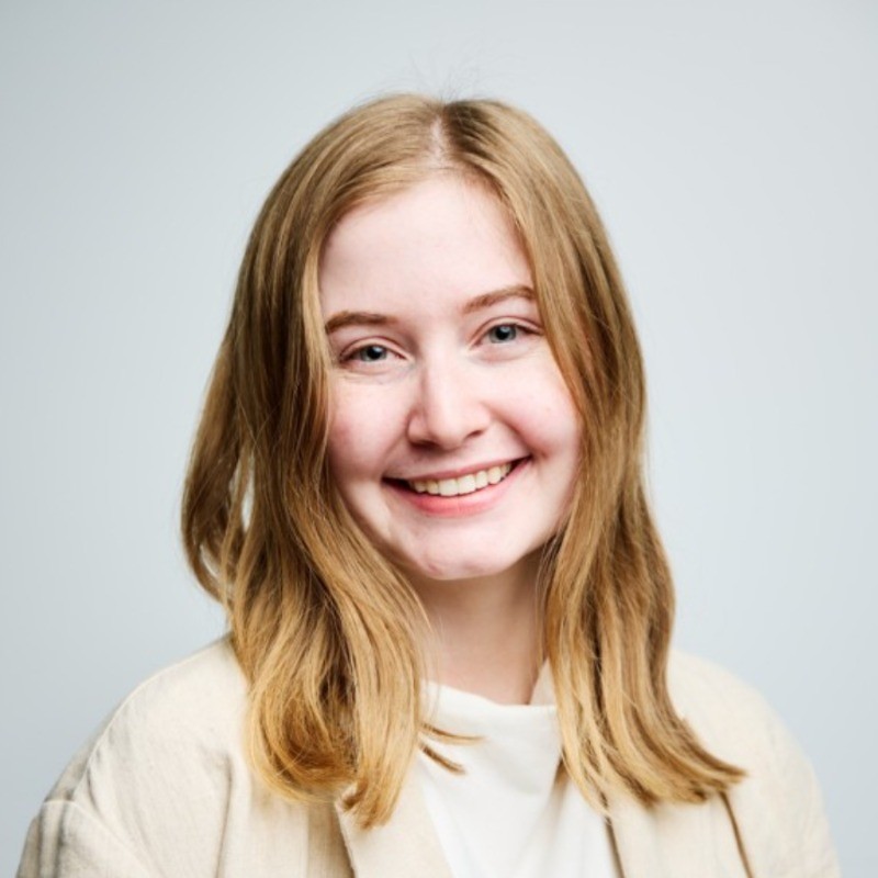 Sarah Bradley headshot